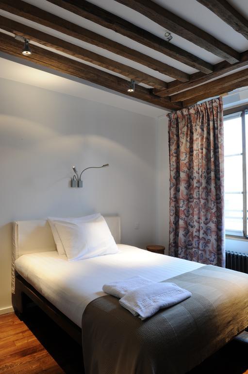 Boutique Hotel De La Place Des Vosges Paris Exterior foto
