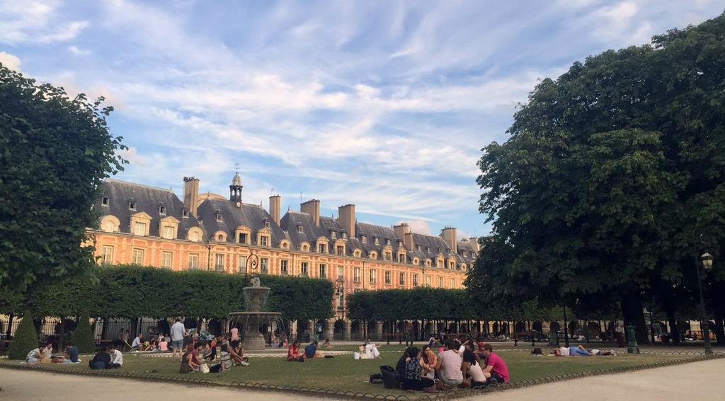 Boutique Hotel De La Place Des Vosges Paris Exterior foto