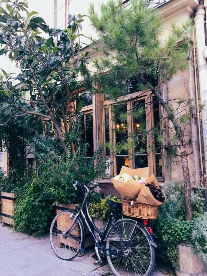 Boutique Hotel De La Place Des Vosges Paris Exterior foto